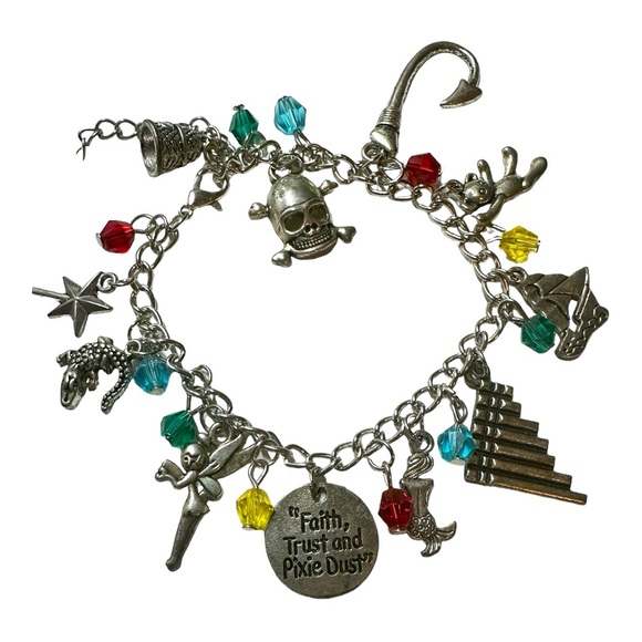 Peter Pan & tinkerbelle charm bracelet - Picture 1 of 1